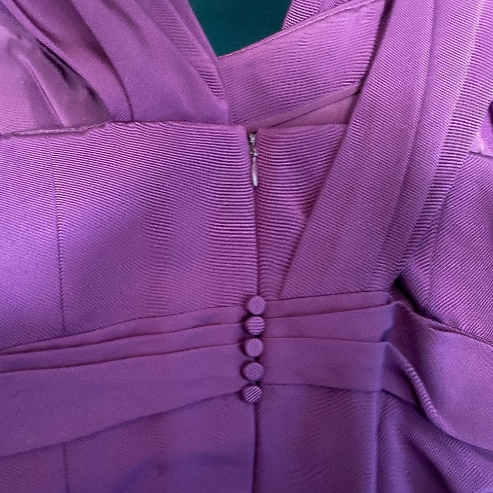 Ultra-flattering Carolina Herrera couture party dress, New without tags, US 10. - Picture 5 of 8